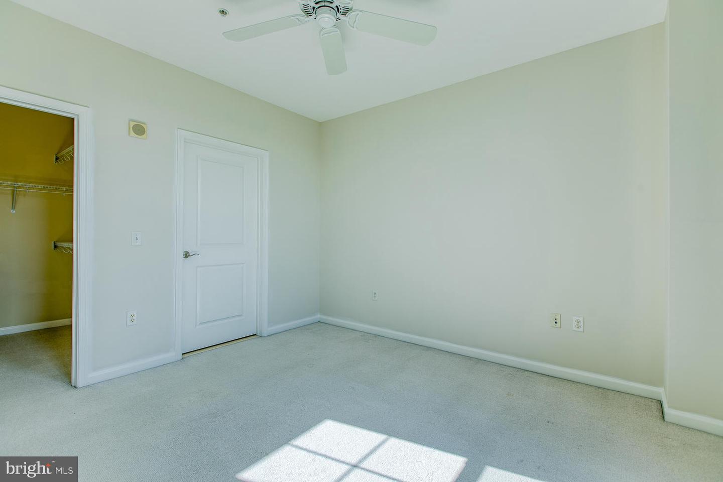 444 W Broad St #515 Property Photo 14