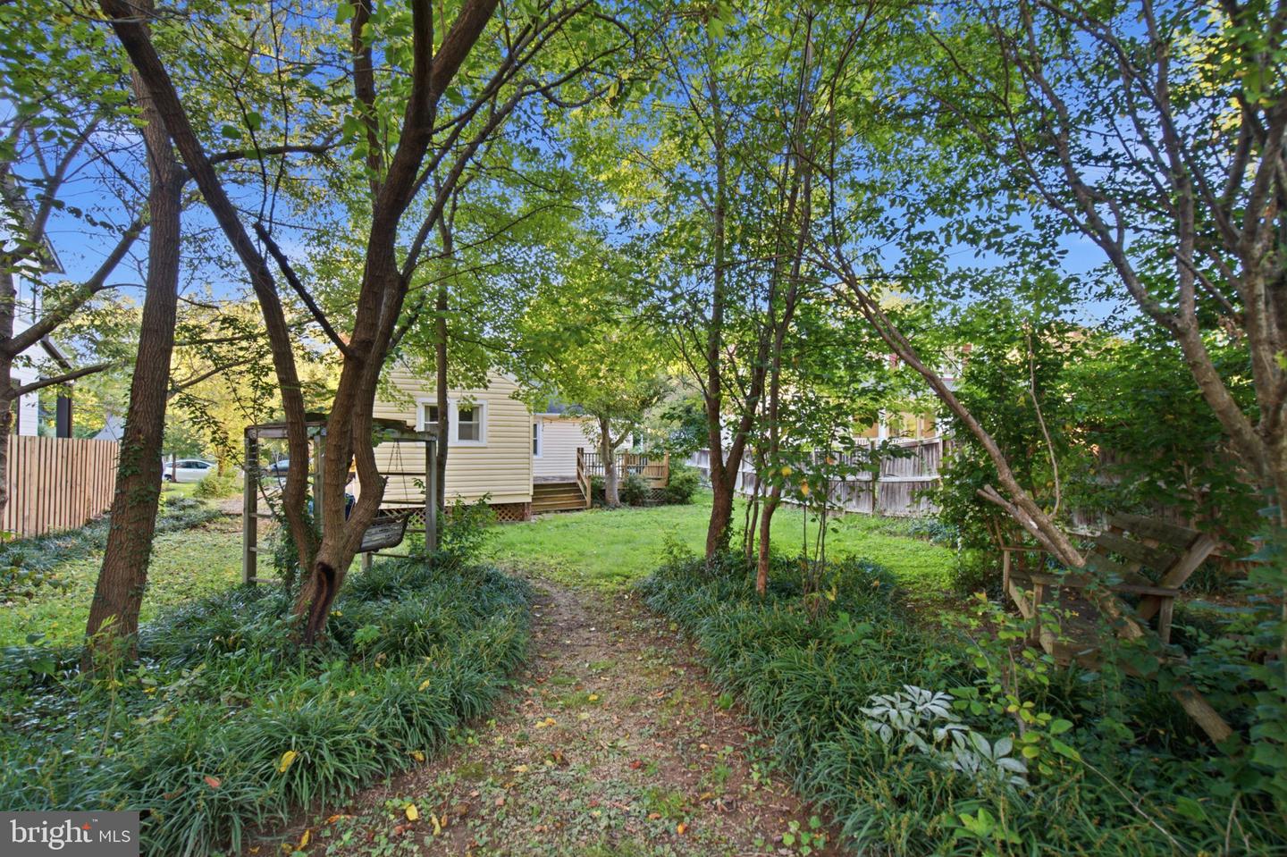 115 S Spring St Property Photo 24