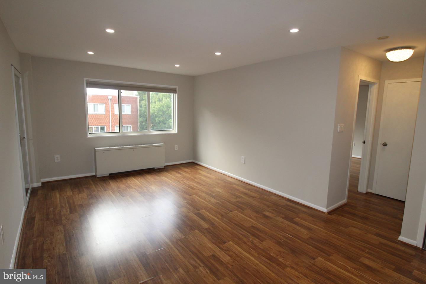 200 Maple Ave #600 Property Photo 11