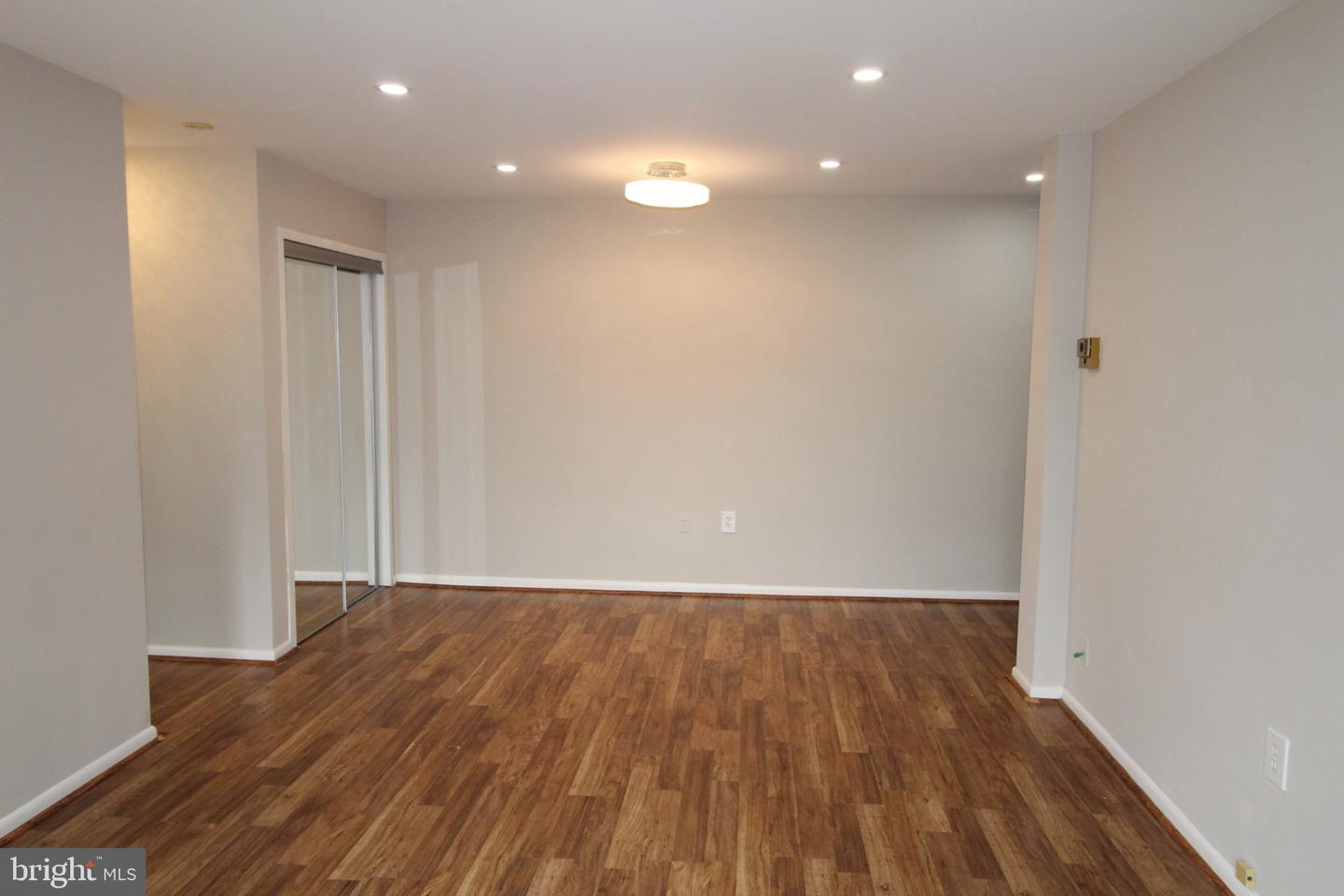 200 Maple Ave #600 Property Photo 12