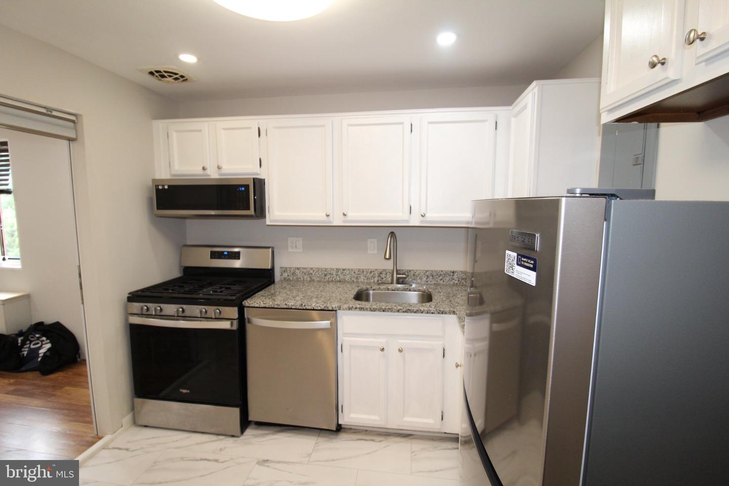 200 Maple Ave #600 Property Photo 16