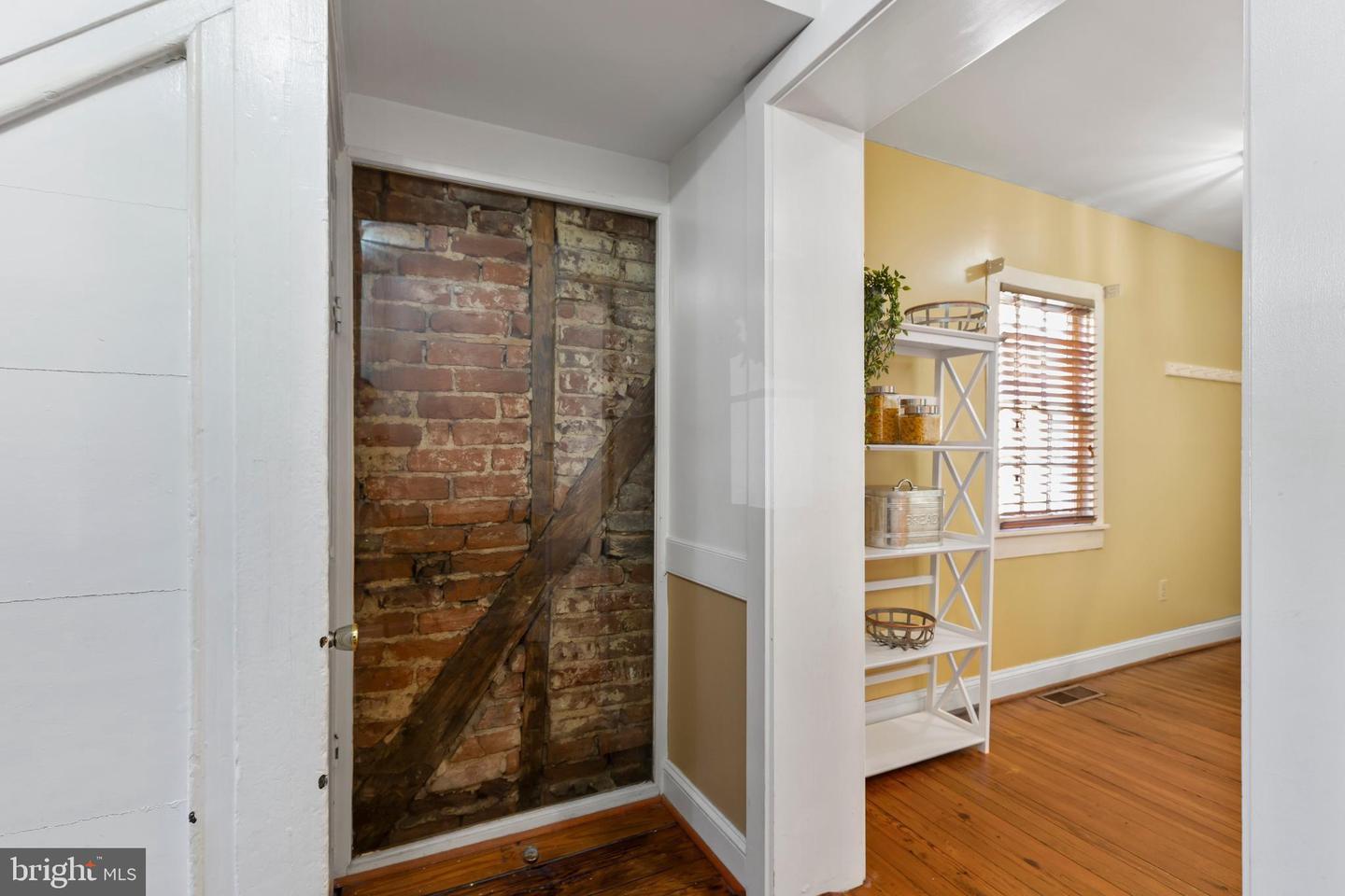 513 Princess Anne St Property Photo 8