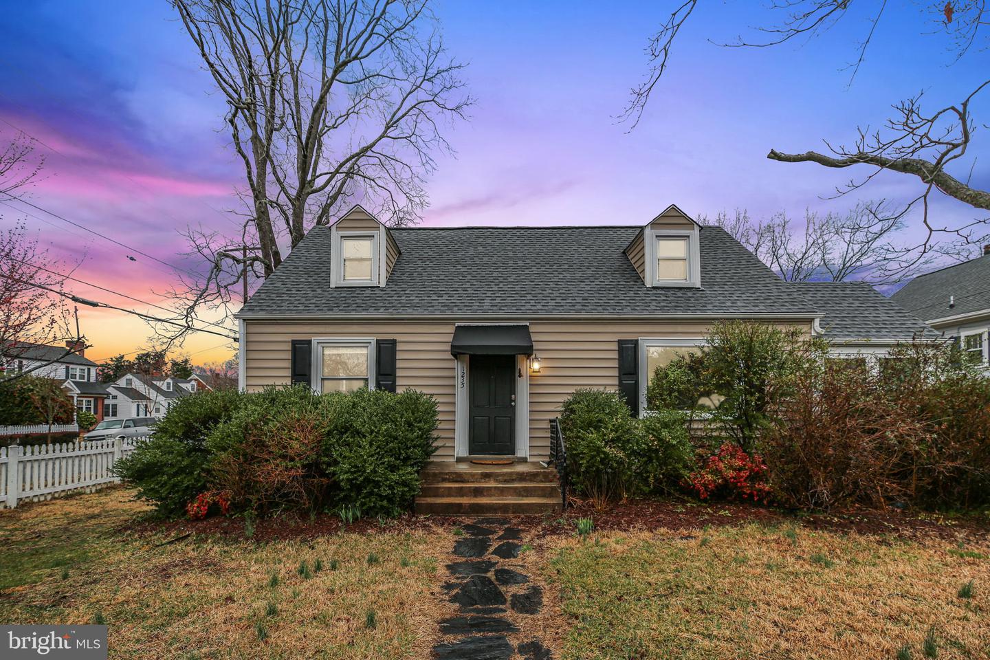 1235 Dandridge St Property Photo