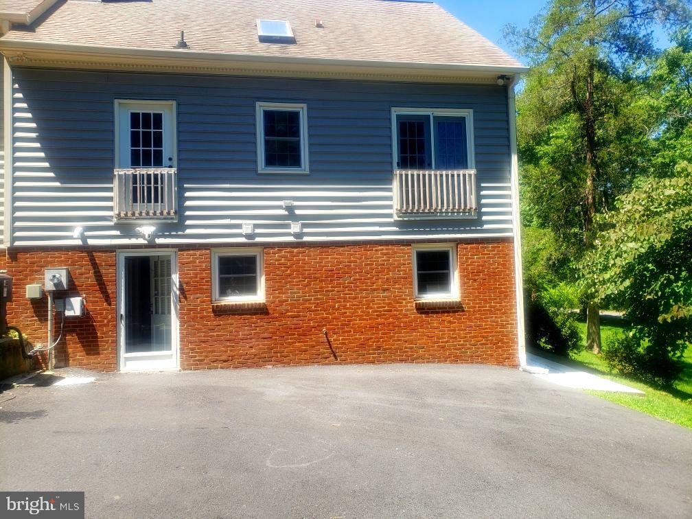 James Monroe Real Estate Listings Main Image