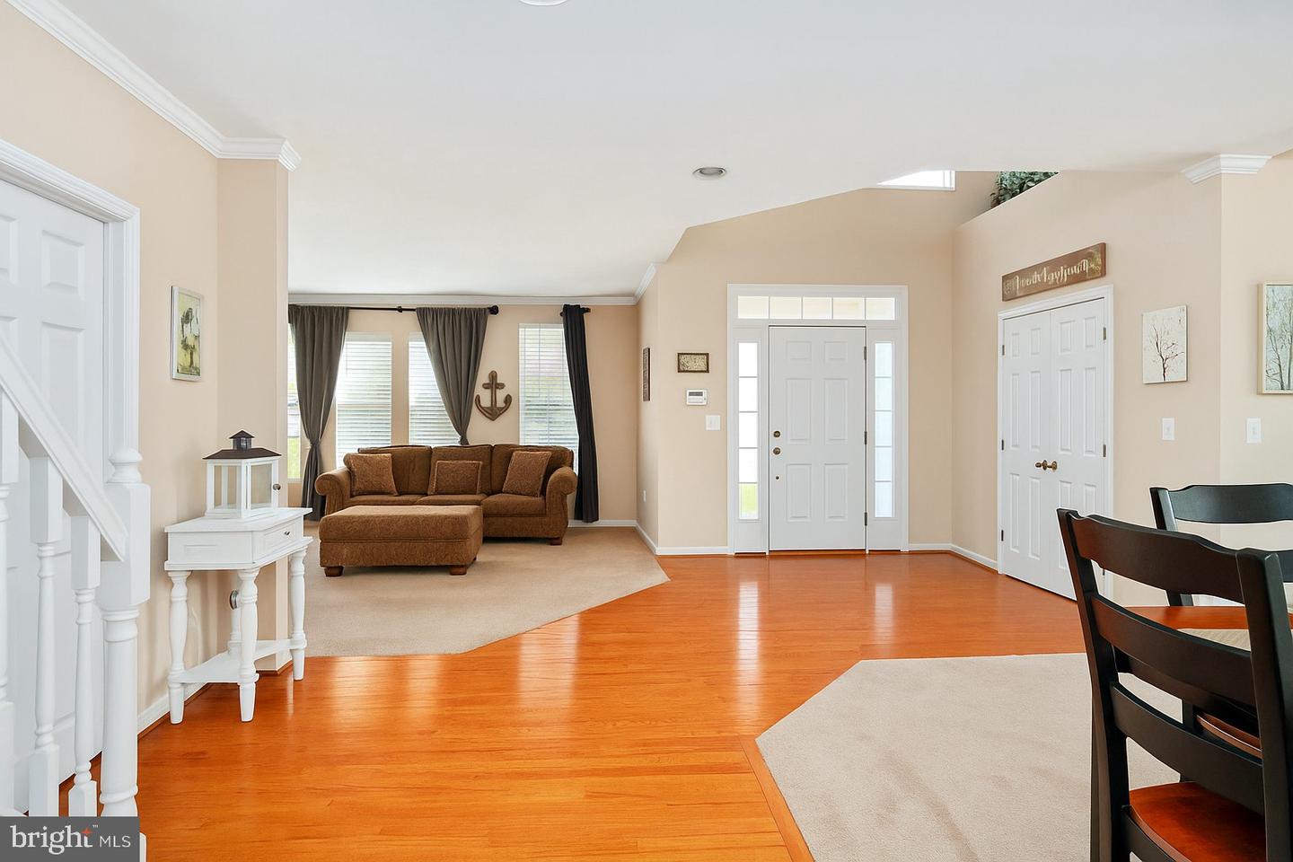 1112 Pickett St Property Photo 9