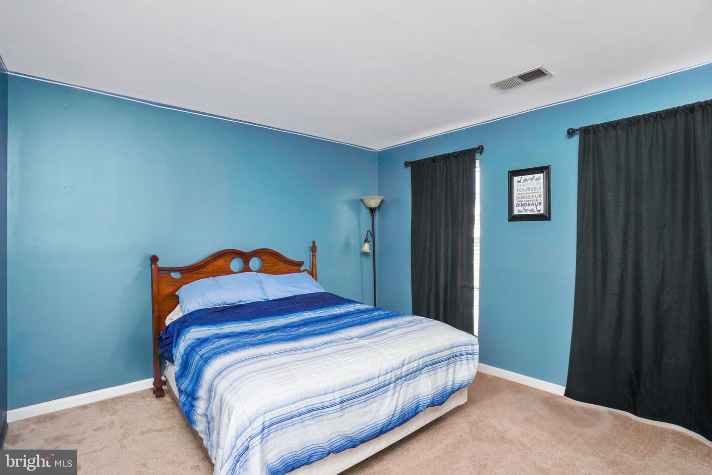 1112 Pickett St Property Photo 35