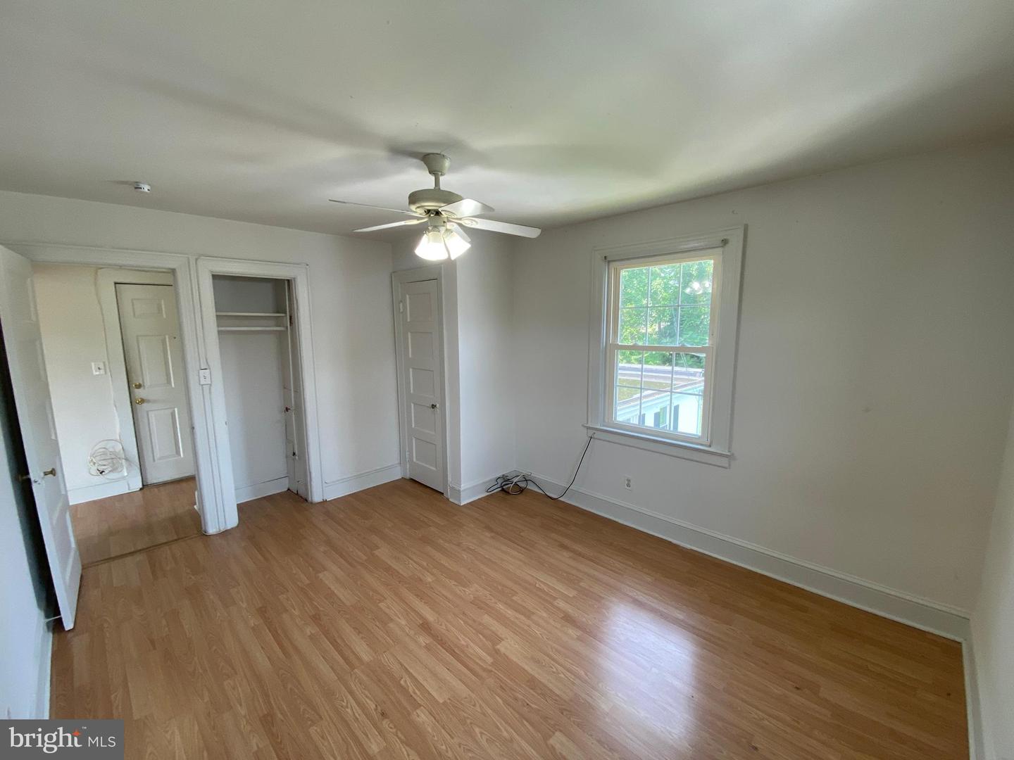 1003 Kenmore Ave Property Photo 13
