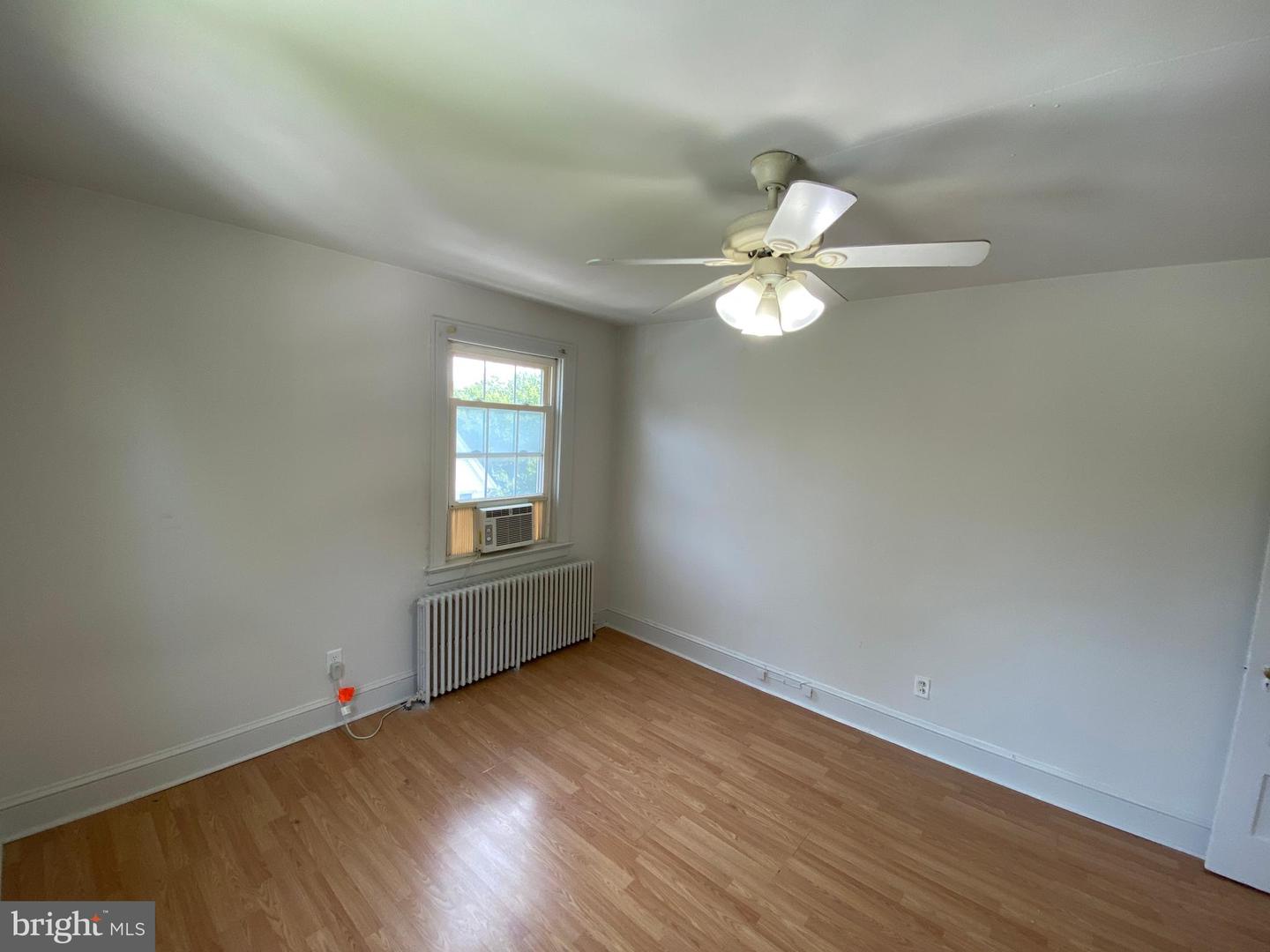 1003 Kenmore Ave Property Photo 15