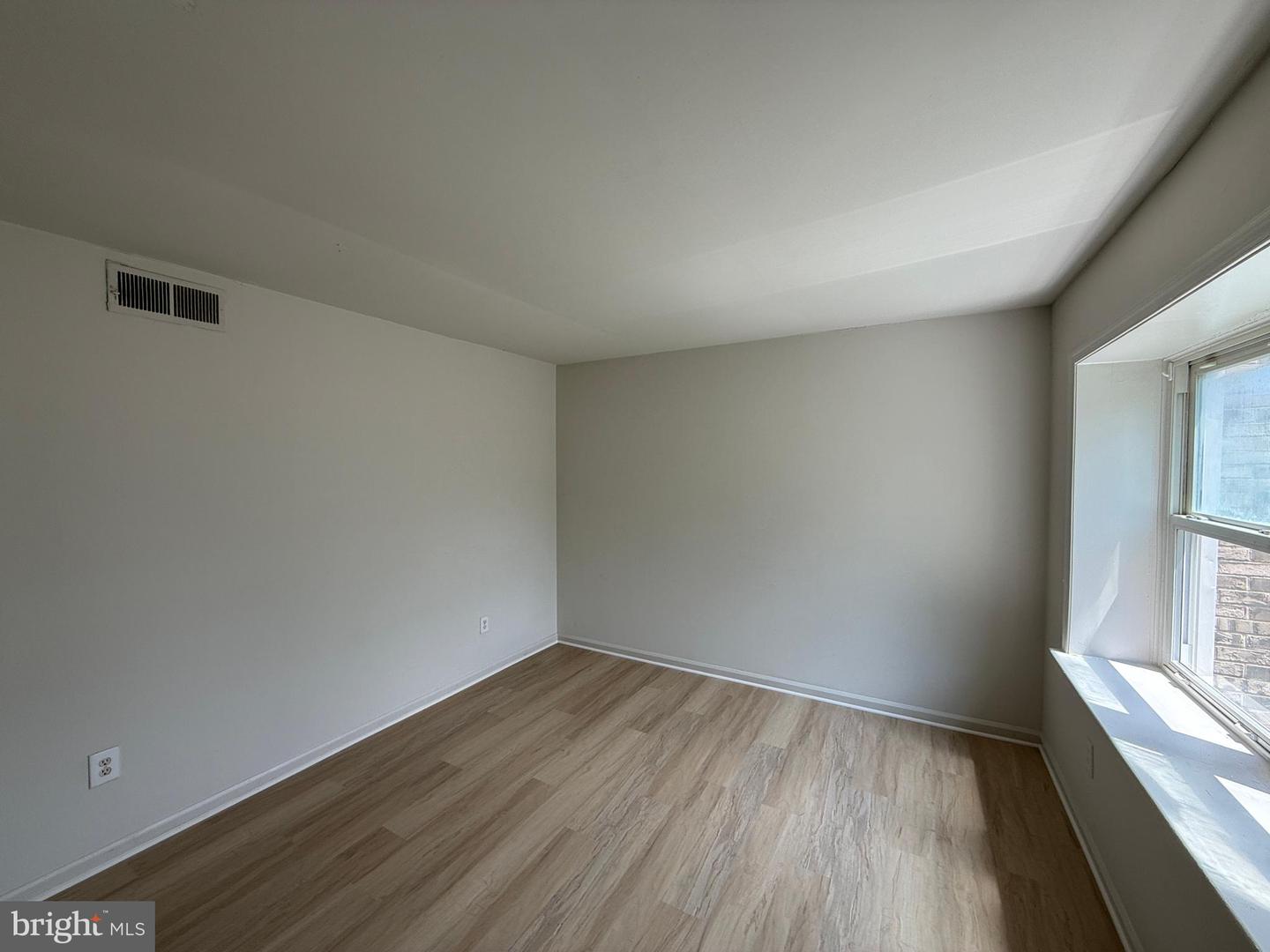 809 Denton Cir Property Photo 2