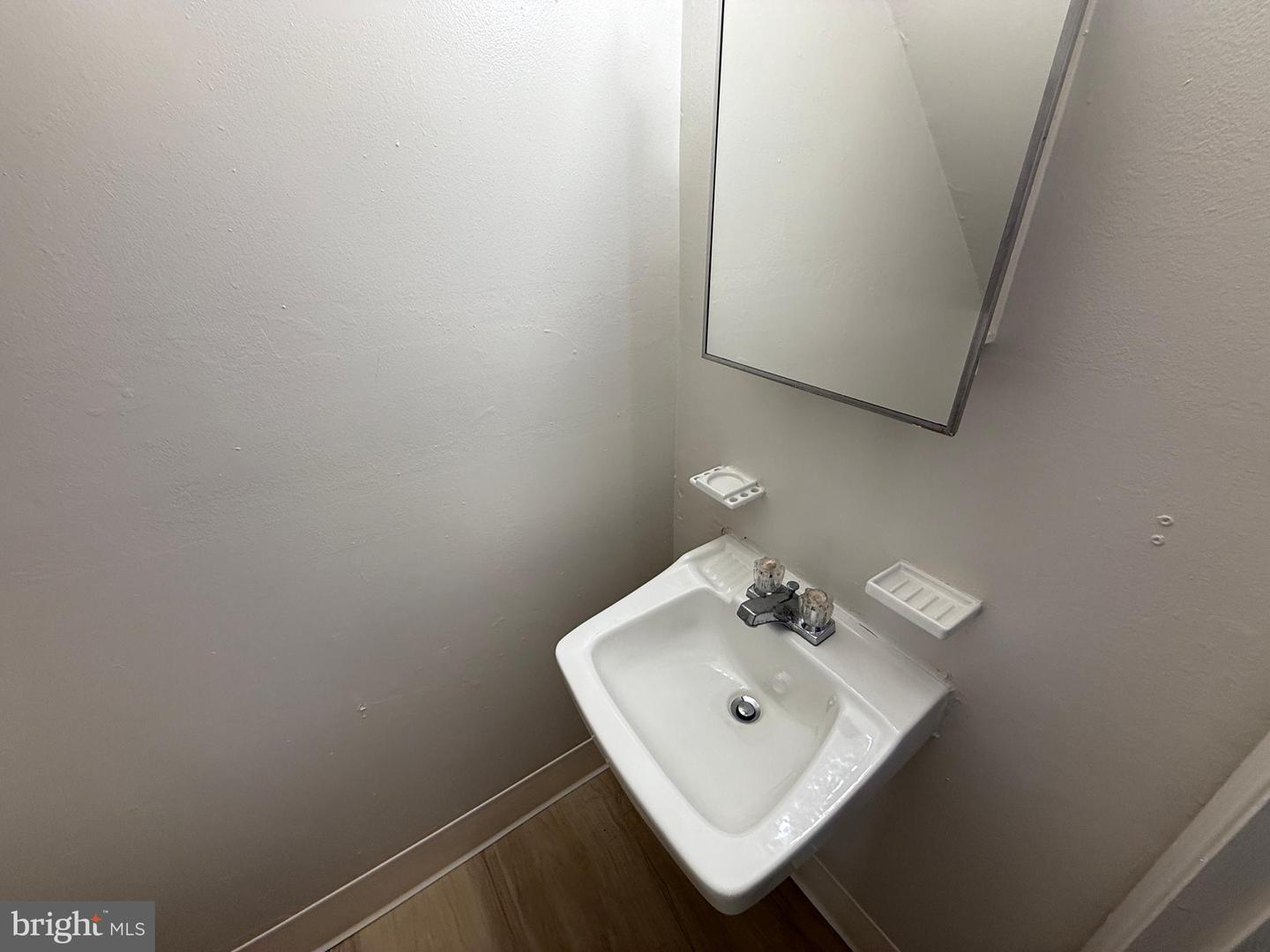 809 Denton Cir Property Photo 8