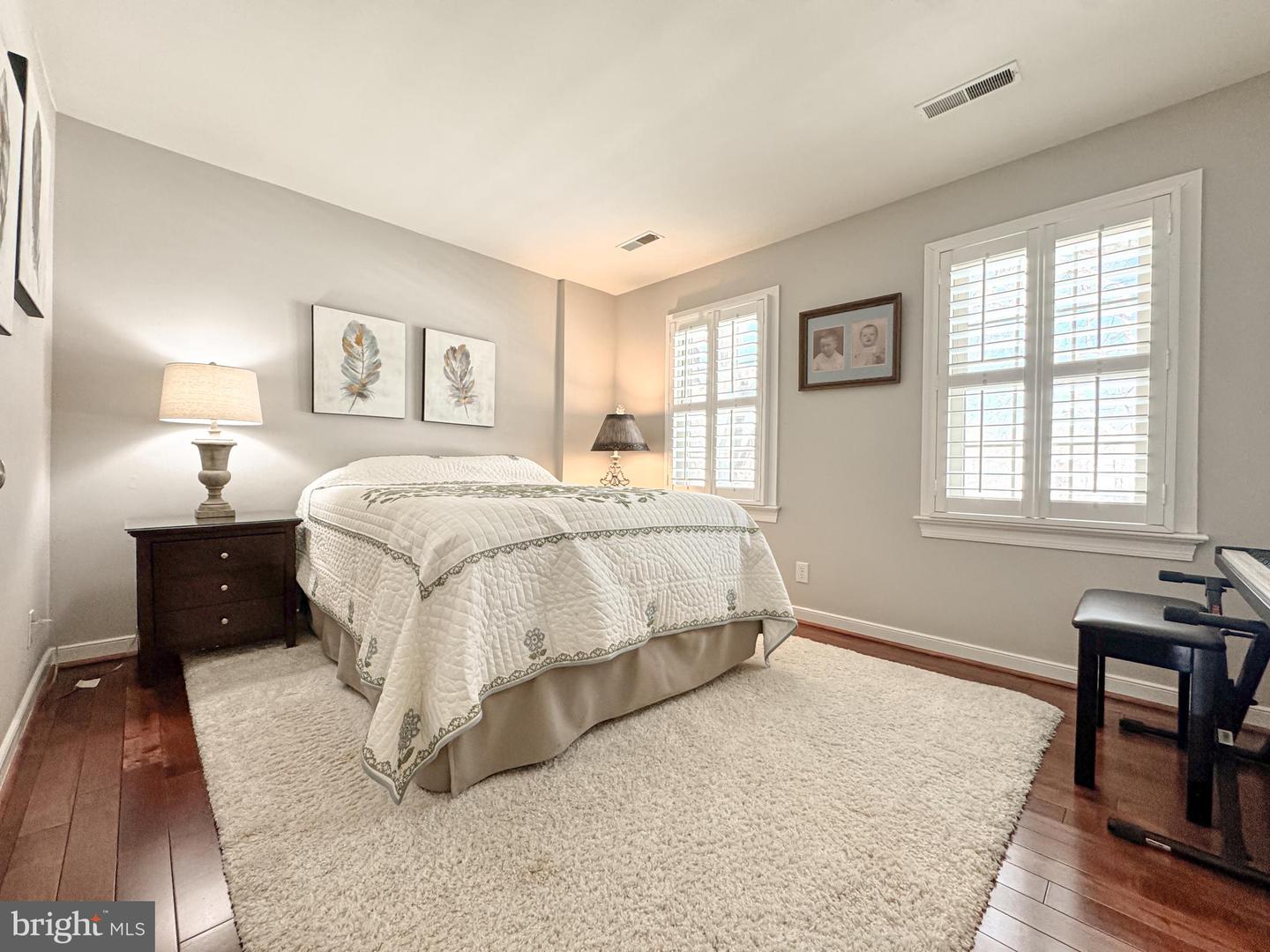 1306 Kenmore Ave #4 Property Photo 17