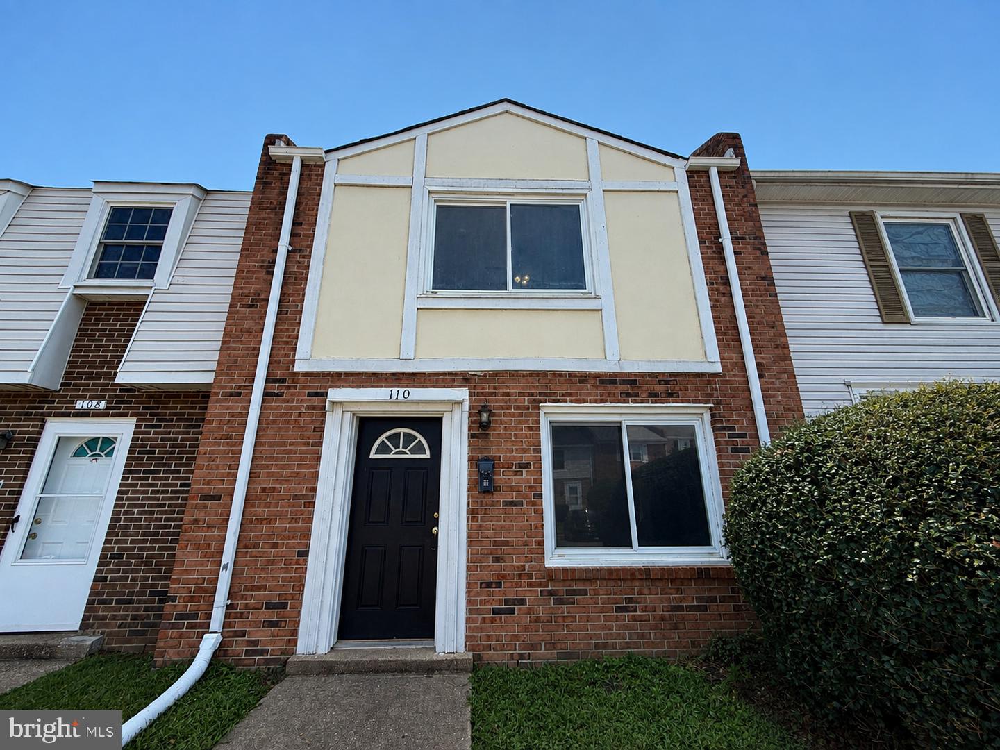 110 HUGHEY CT Property Photo 1