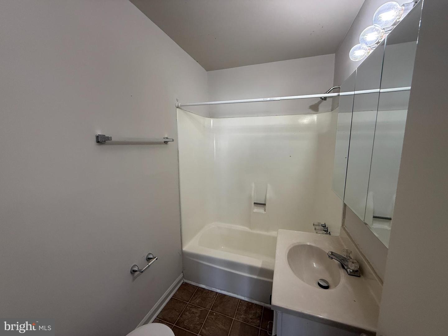 110 Hughey Ct Property Photo 17