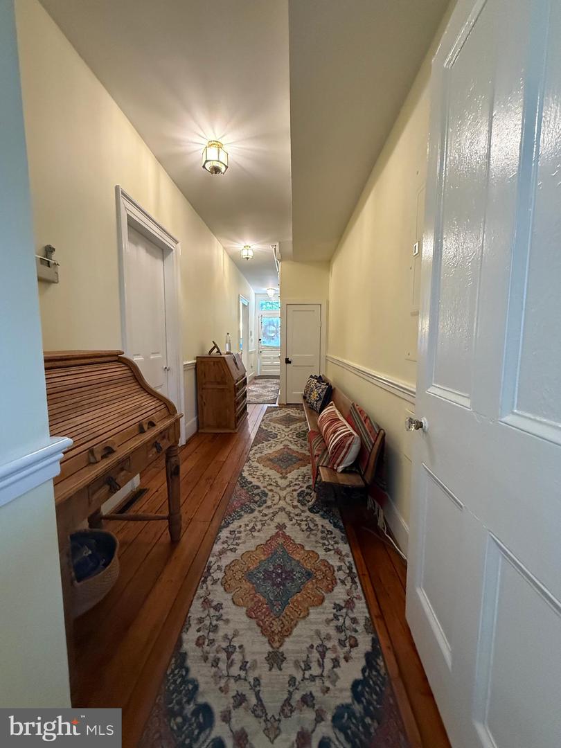 1102 Prince Edward St Property Photo 6