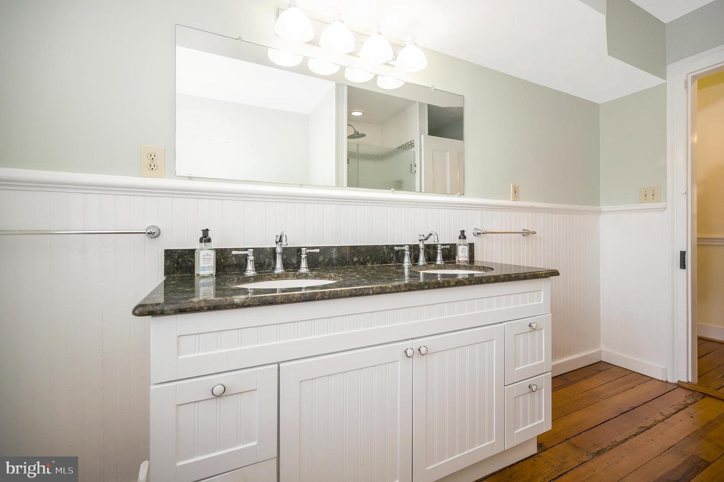 1102 Prince Edward St Property Photo 17