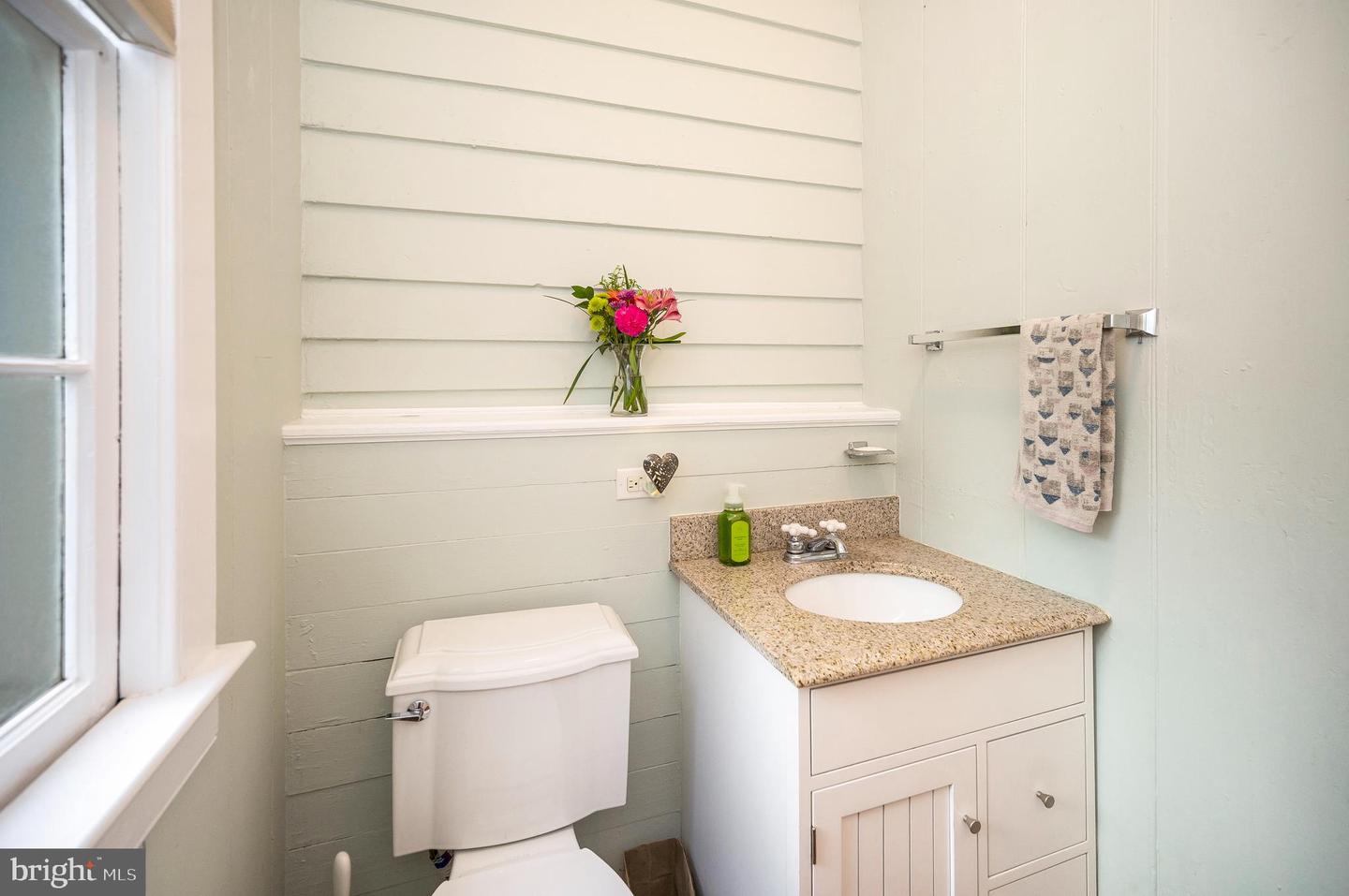 1102 Prince Edward St Property Photo 23