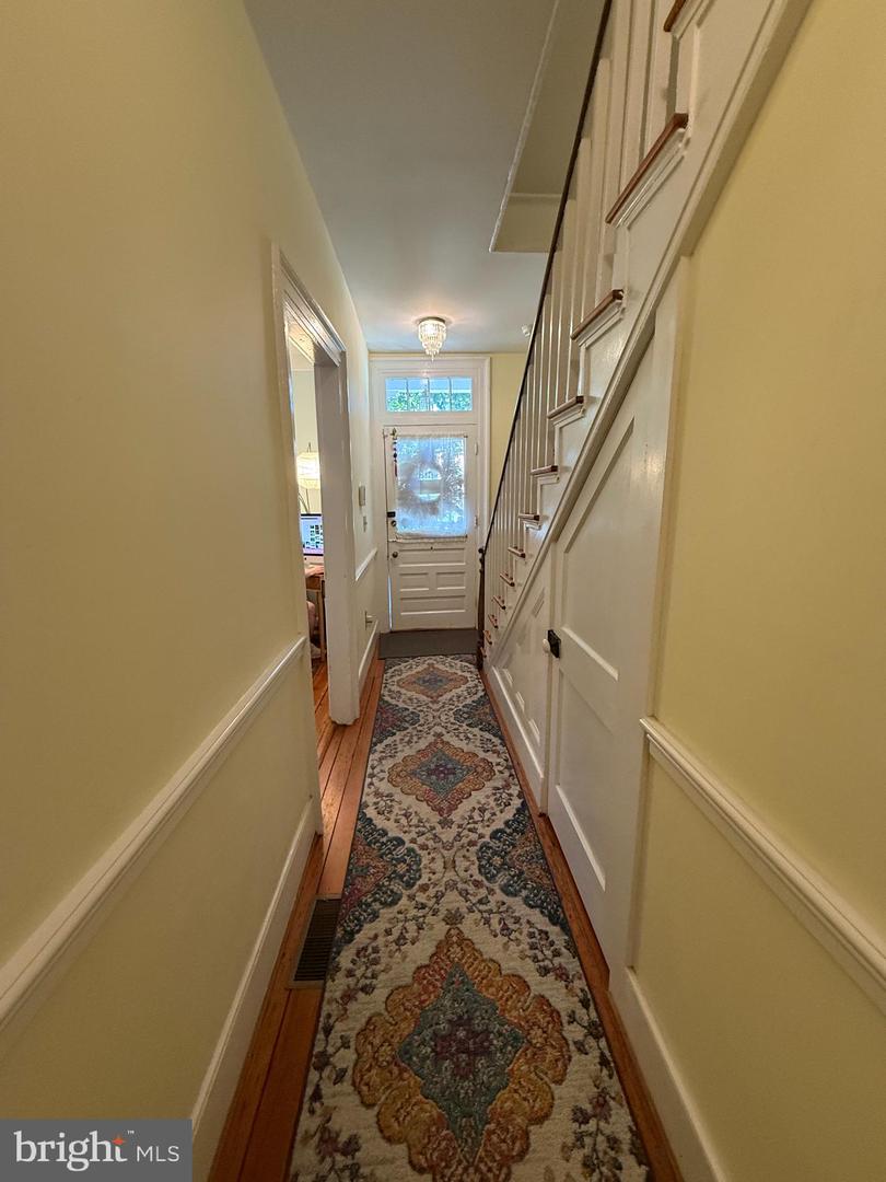 1102 Prince Edward St Property Photo 27