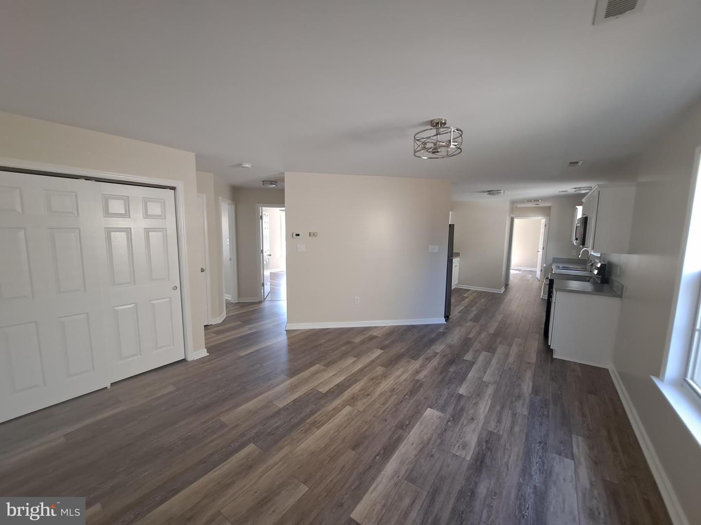 210 Amaret St Property Photo 13