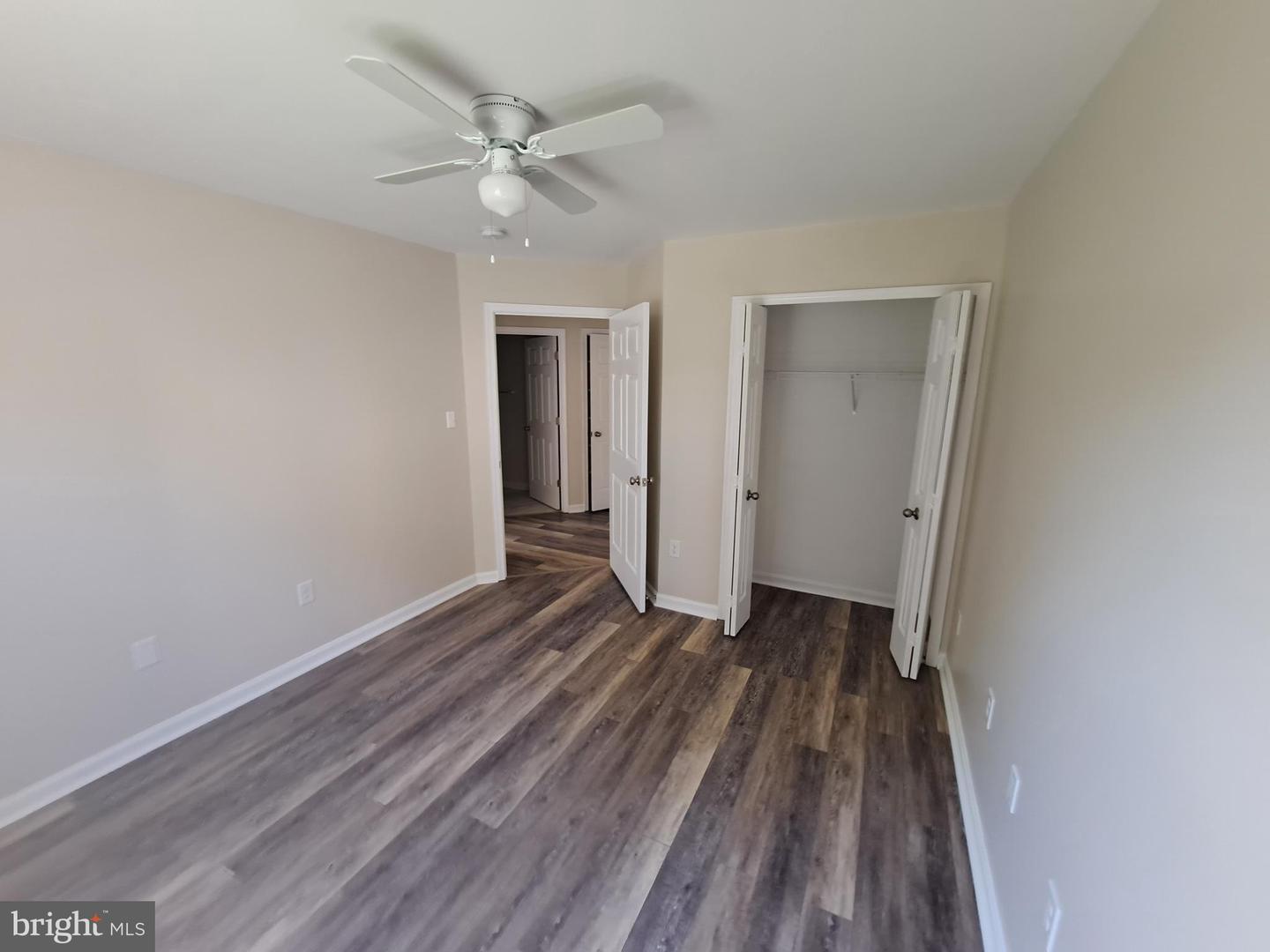 210 Amaret St Property Photo 16