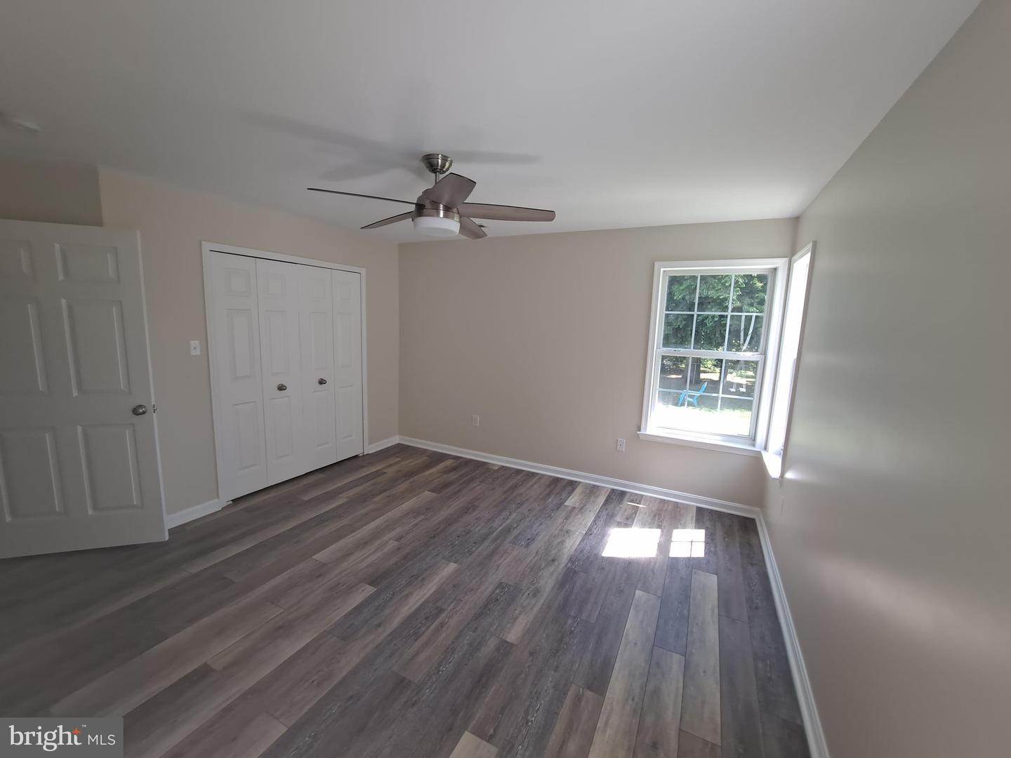210 Amaret St Property Photo 22