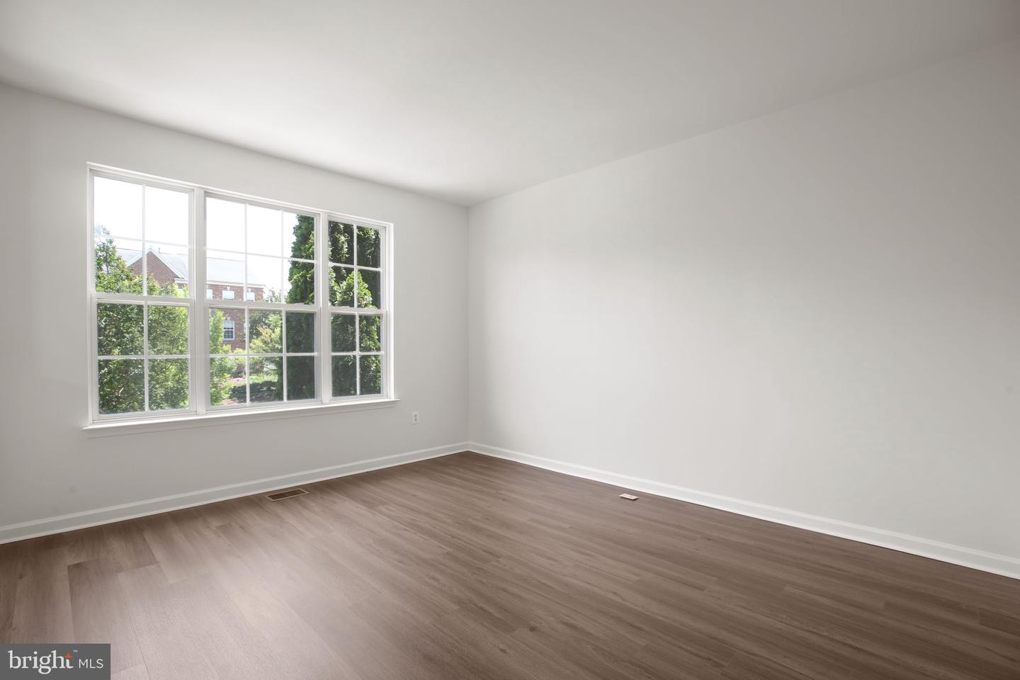 1108 Hampton St Property Photo 5