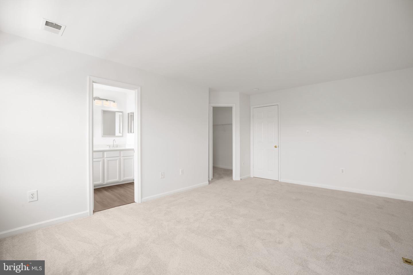 1108 Hampton St Property Photo 15