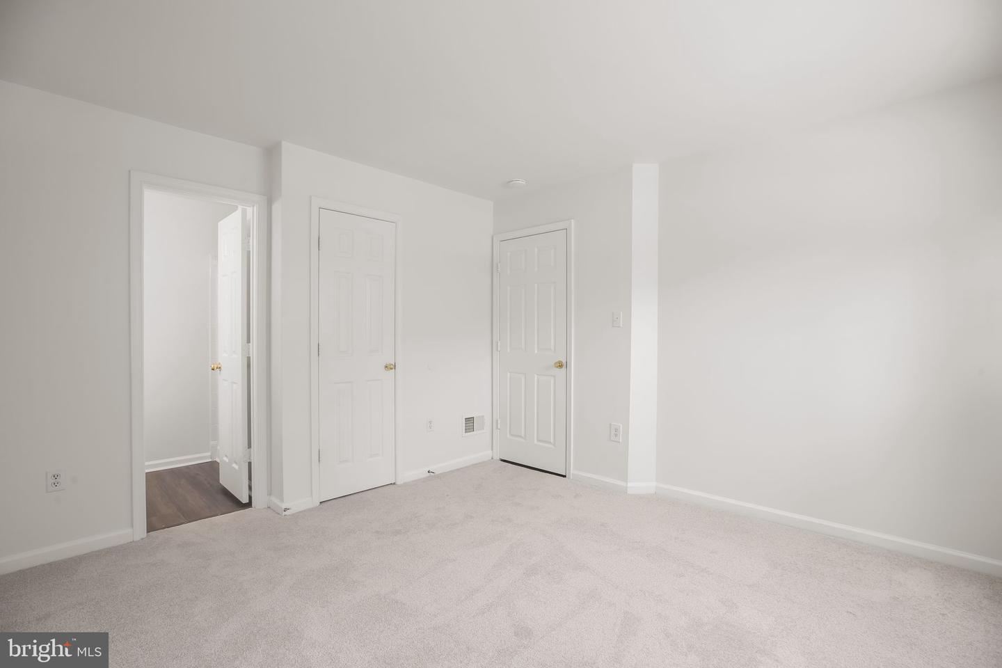 1108 Hampton St Property Photo 24