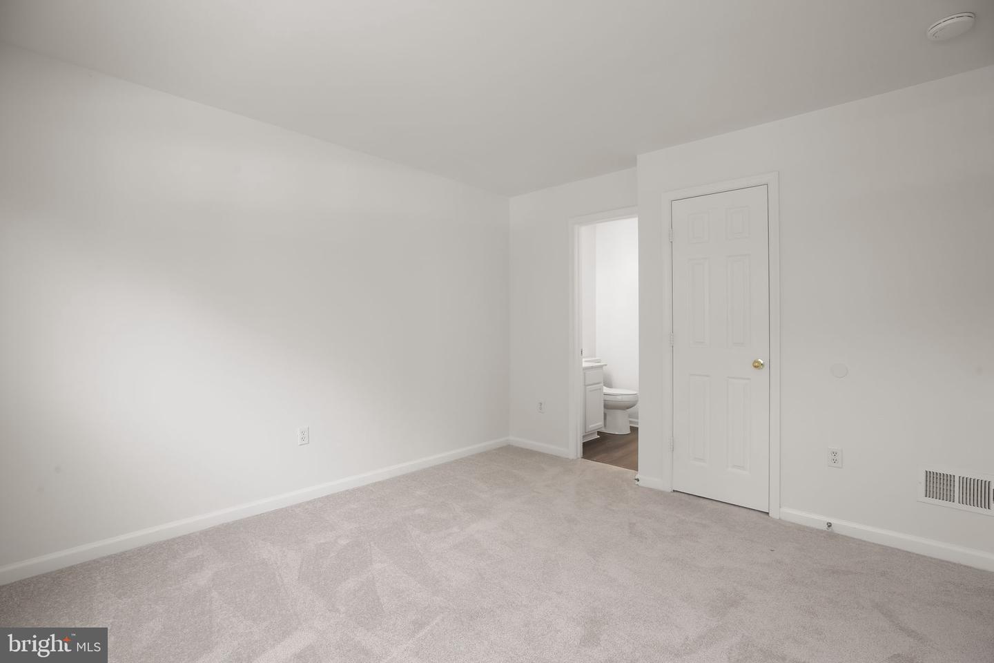 1108 Hampton St Property Photo 25