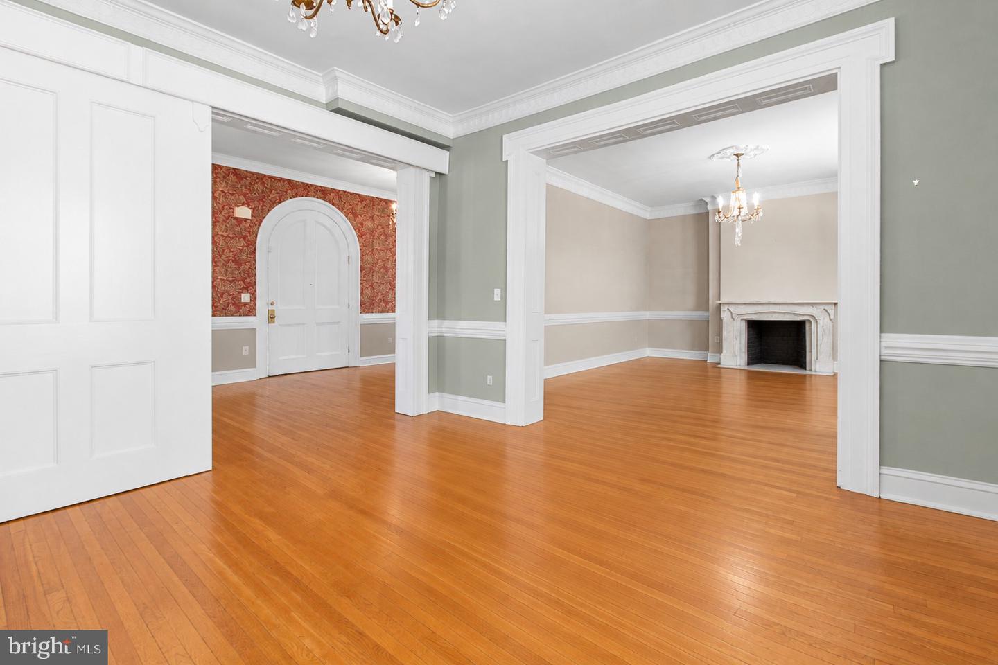 401 Hanover St Property Photo 19