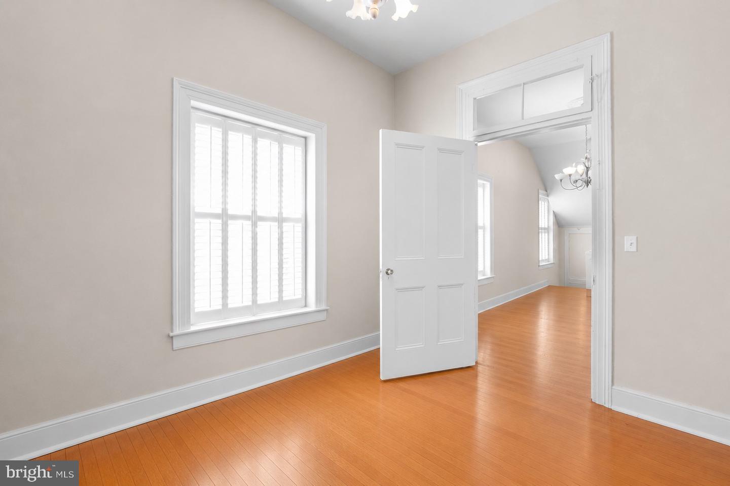 401 Hanover St Property Photo 30