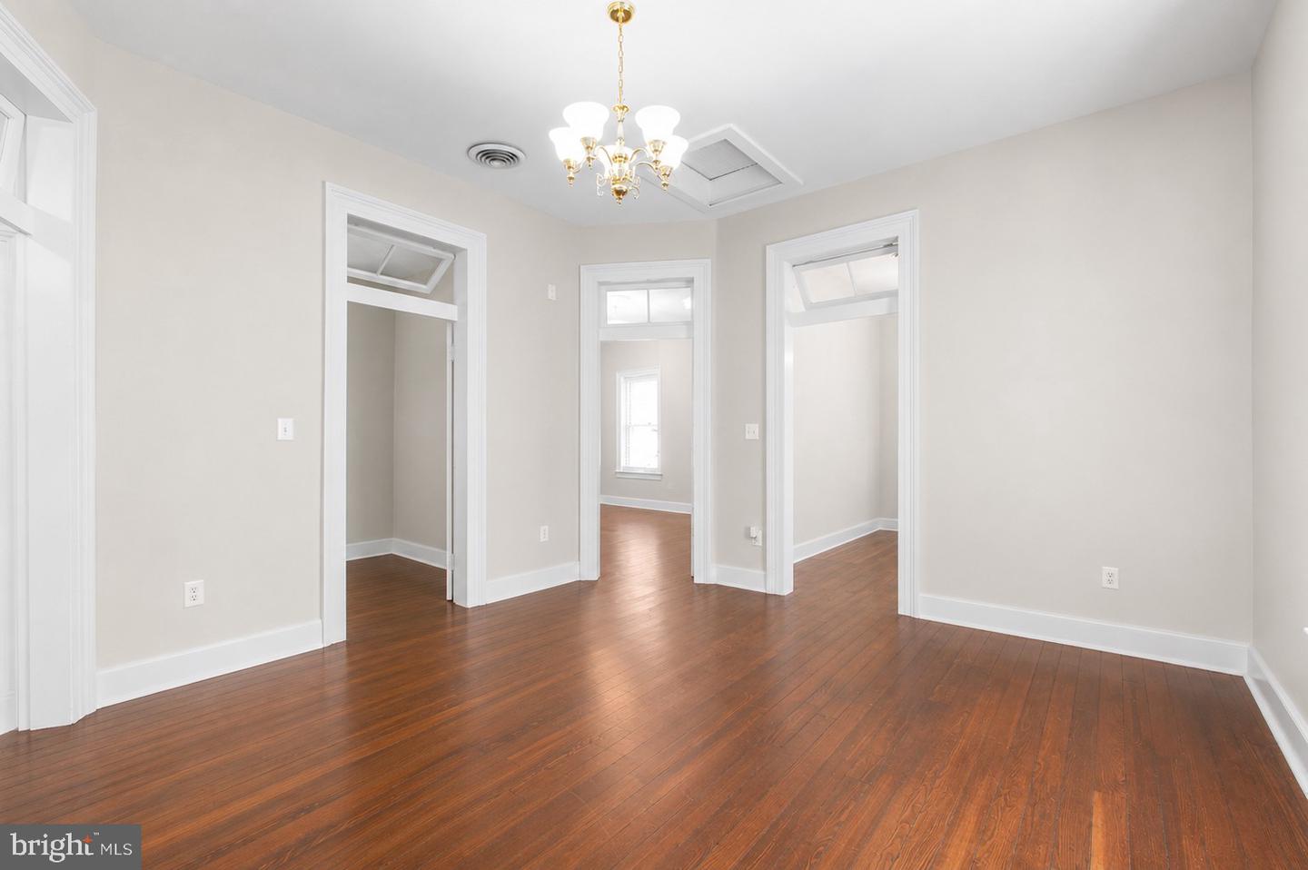 401 Hanover St Property Photo 34