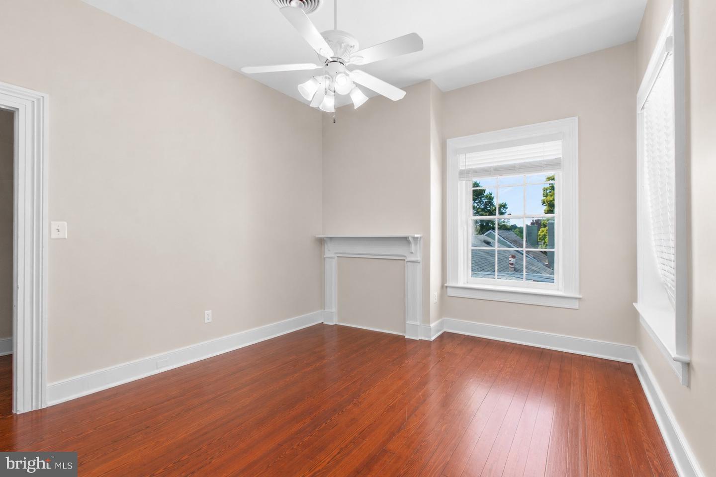 401 Hanover St Property Photo 42