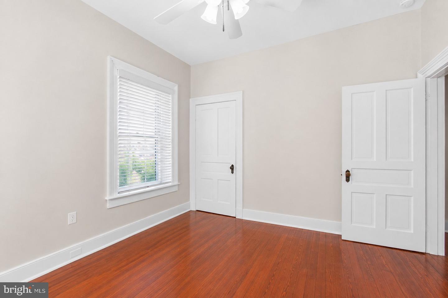 401 Hanover St Property Photo 43