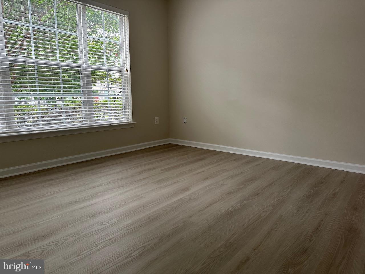 1310 Saunders Dr Property Photo 9