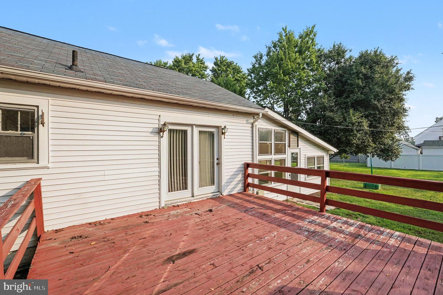 117 Hillcrest Dr Property Photo 29