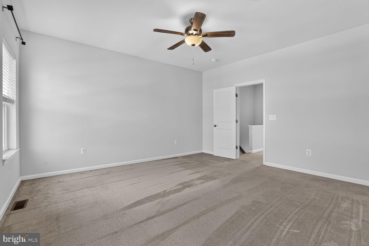 1806 Sag Harbor Ln Property Photo 24