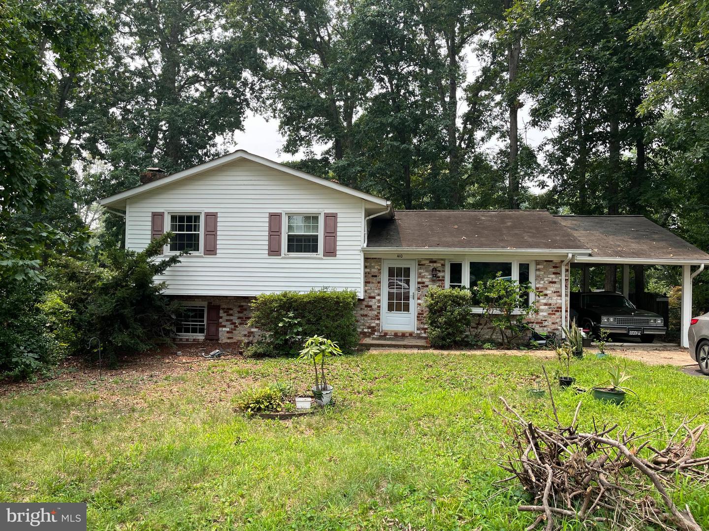 410 Morningside Dr Property Photo 1