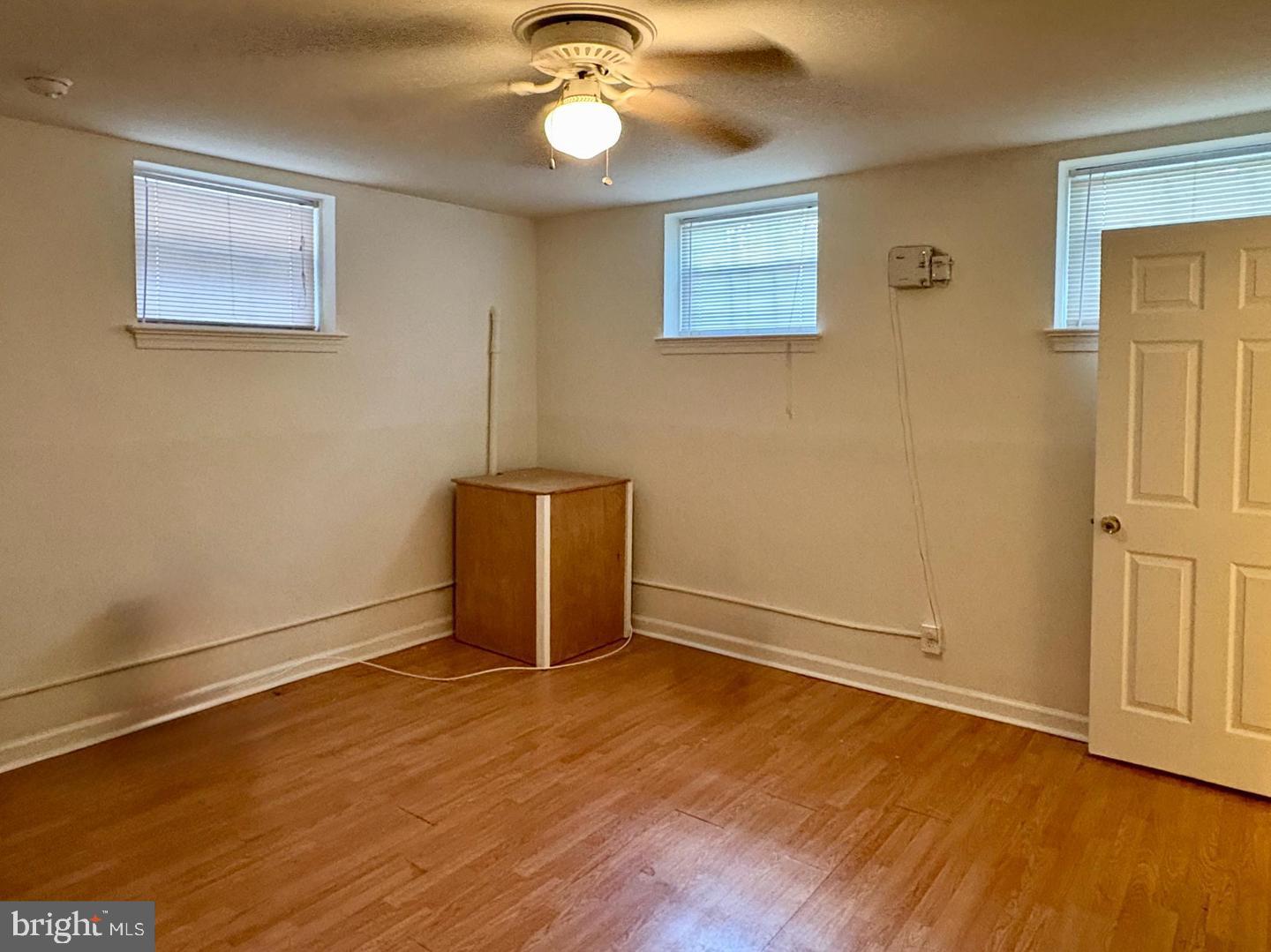 1316-a Rowe St Property Photo 5