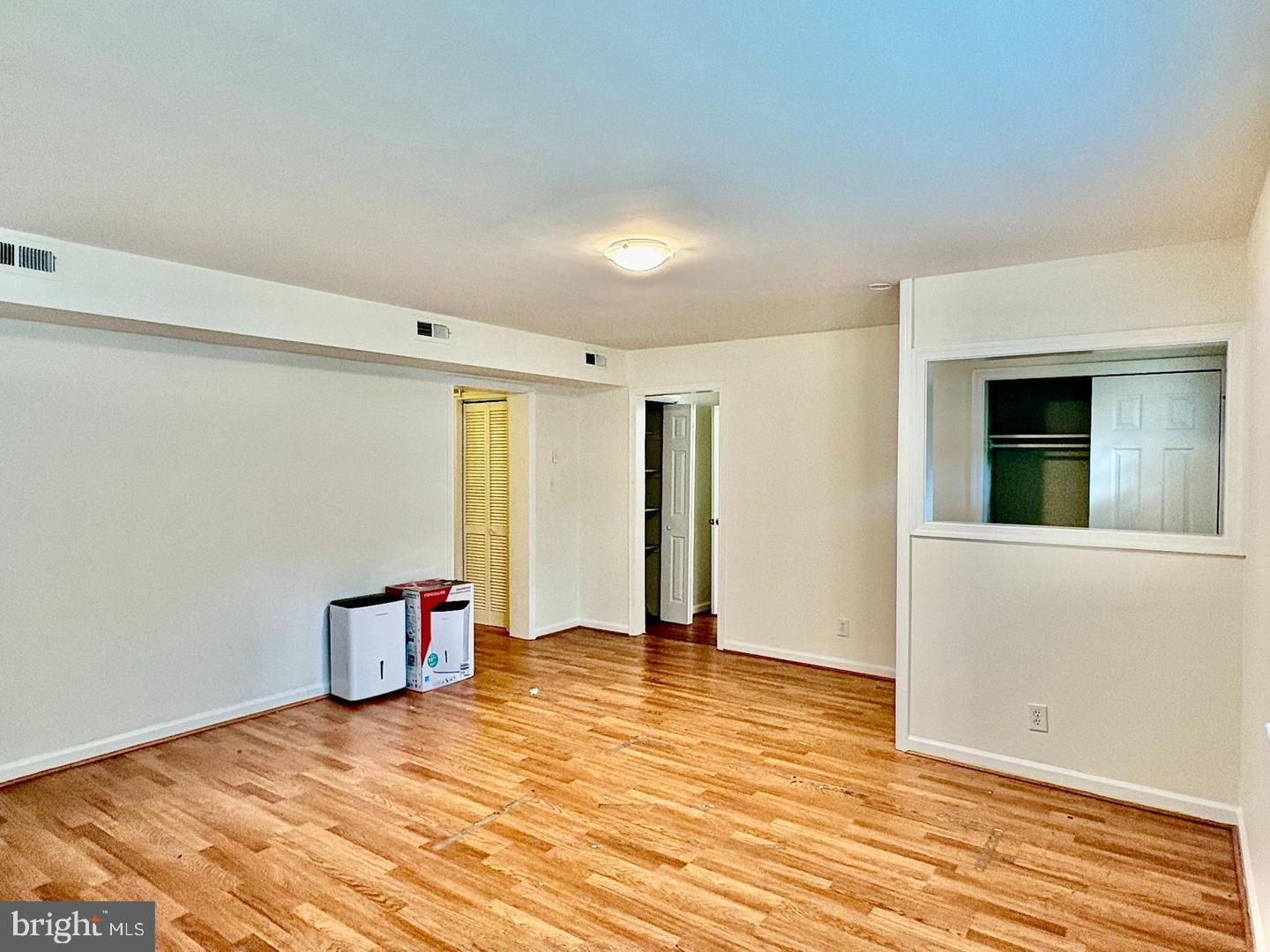 1316-a Rowe St Property Photo 7
