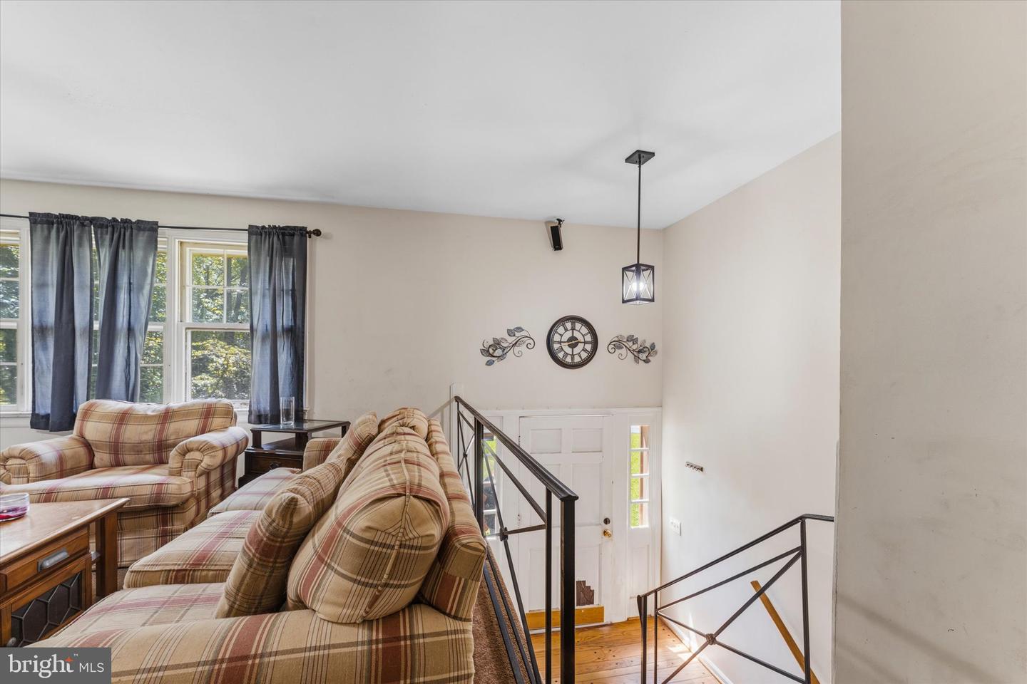 5 Warfield Pl Property Photo 7