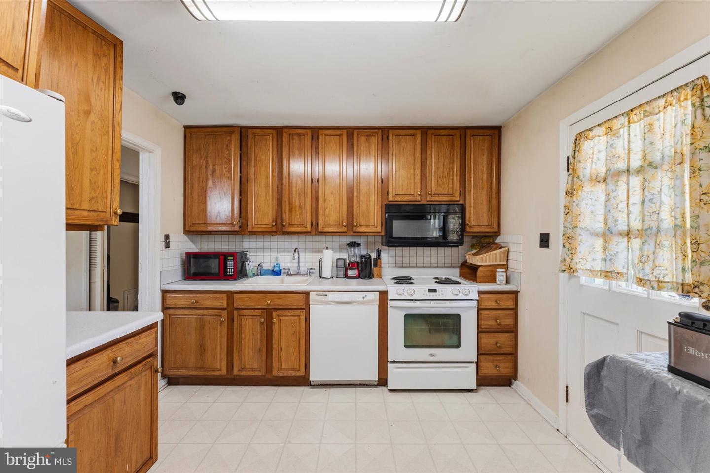 5 Warfield Pl Property Photo 18