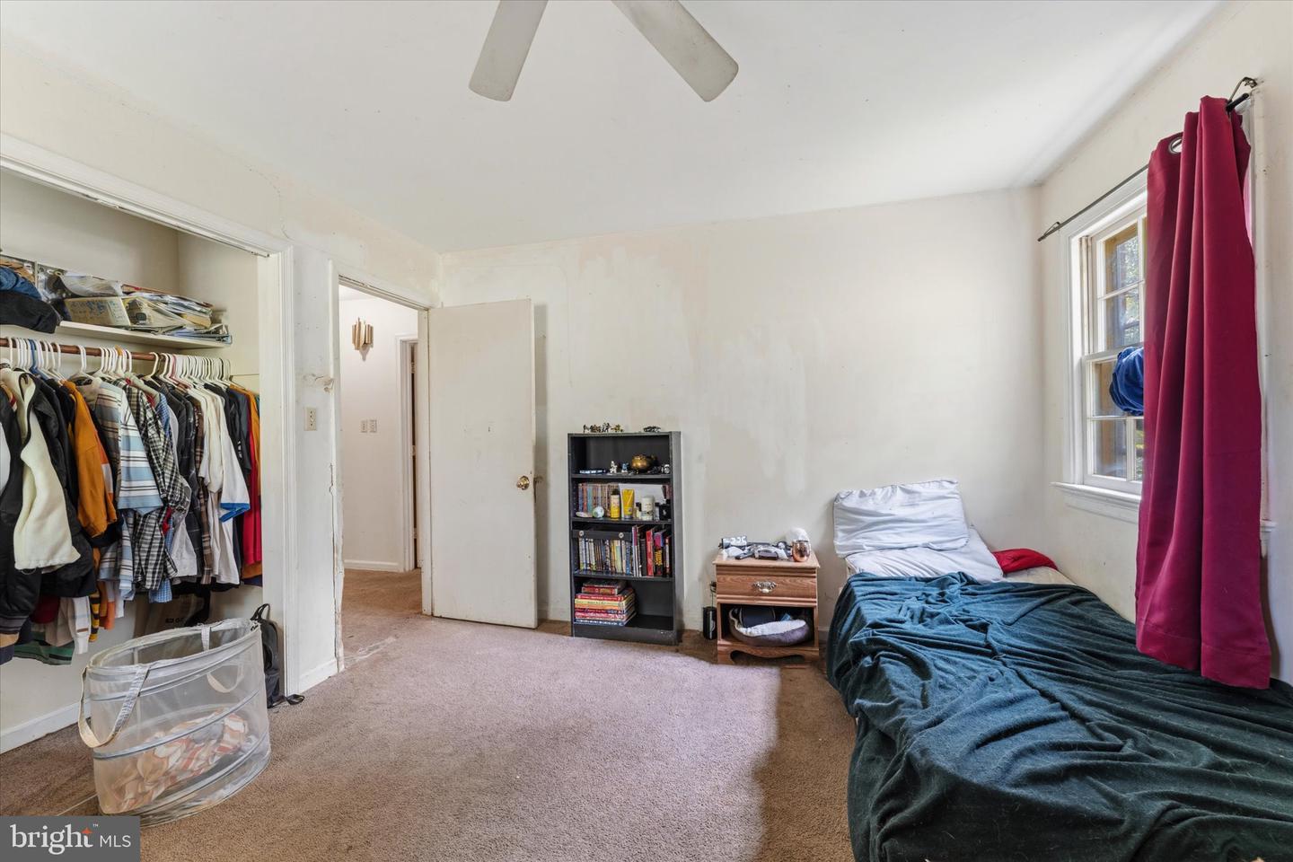 5 Warfield Pl Property Photo 24