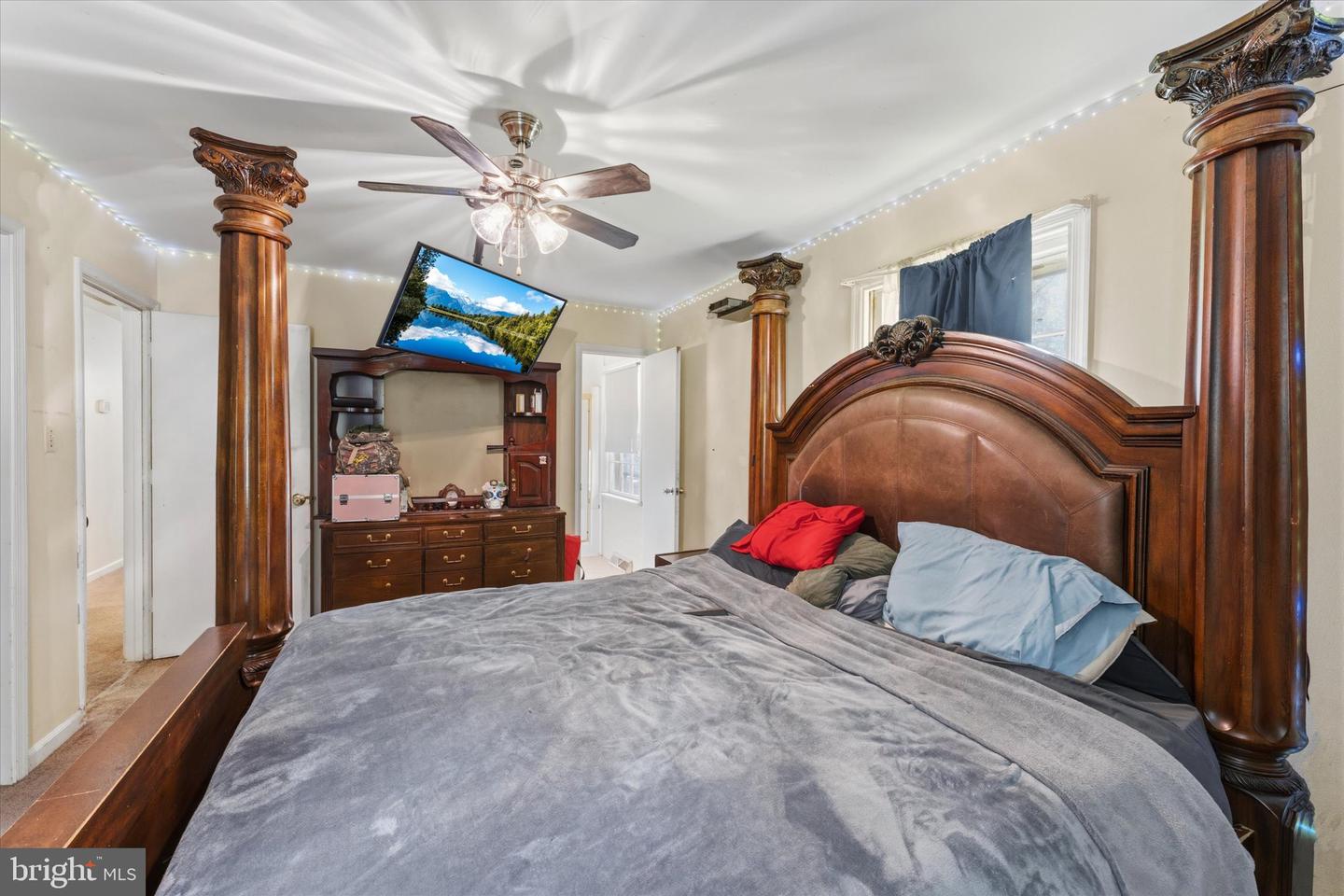 5 Warfield Pl Property Photo 26