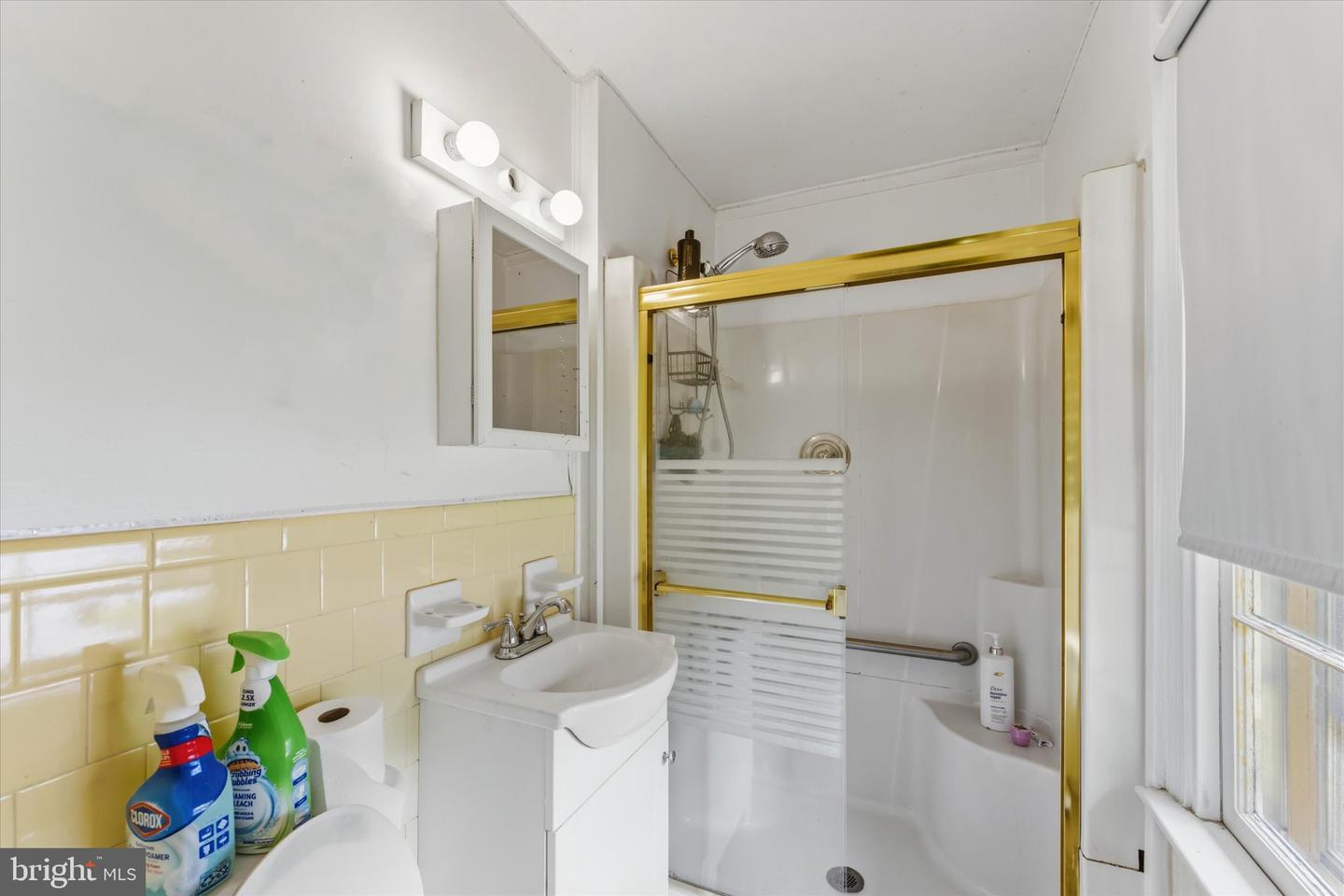 5 Warfield Pl Property Photo 27