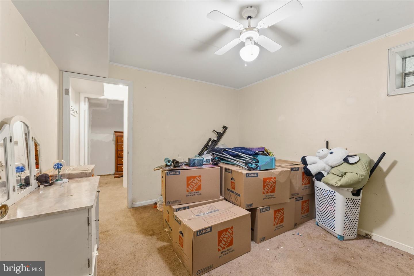 5 Warfield Pl Property Photo 36