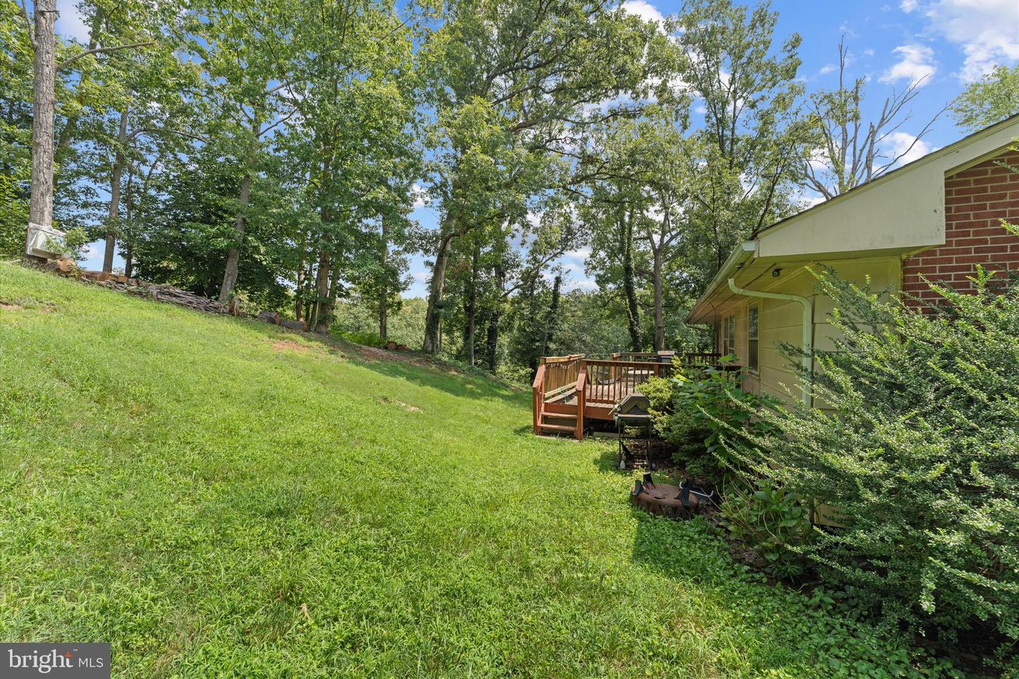 5 Warfield Pl Property Photo 45