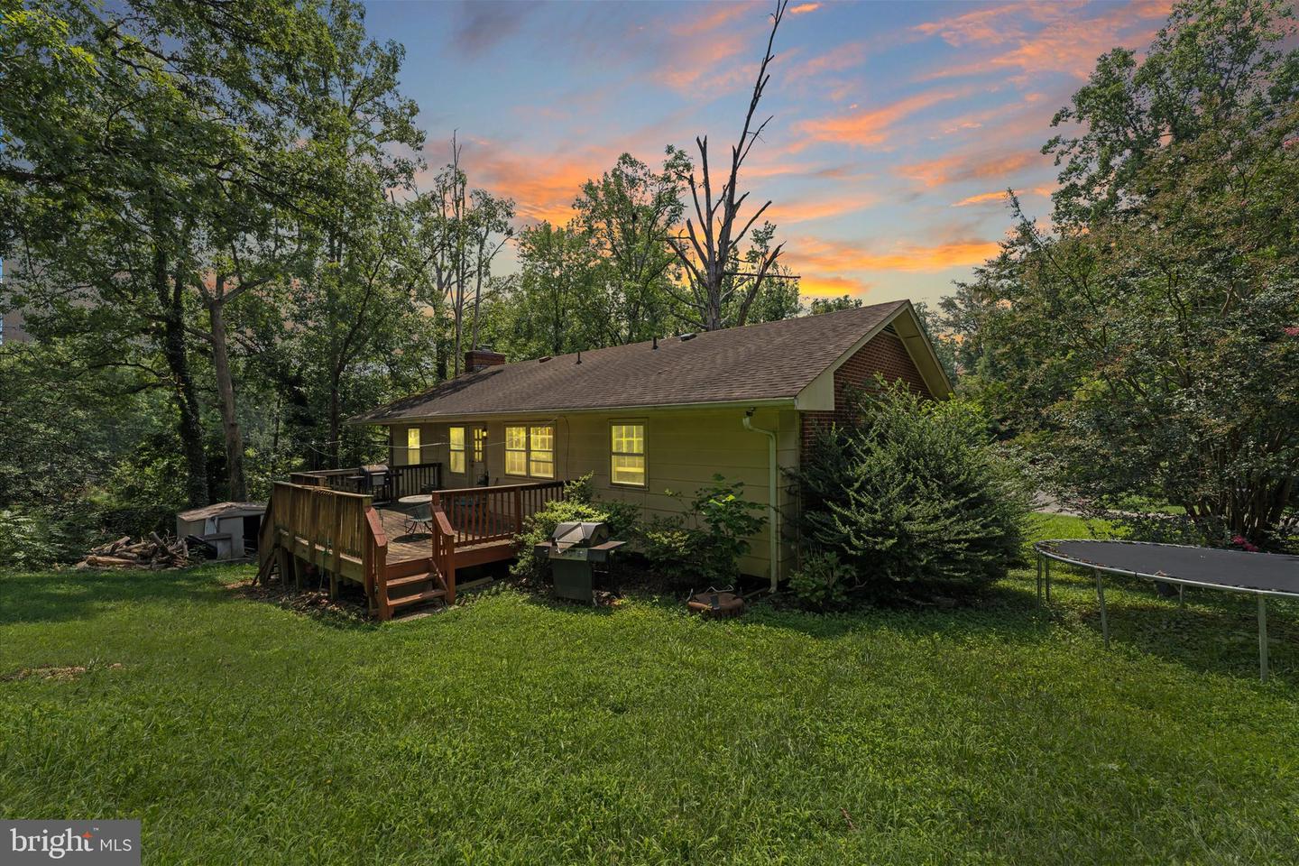5 Warfield Pl Property Photo 50