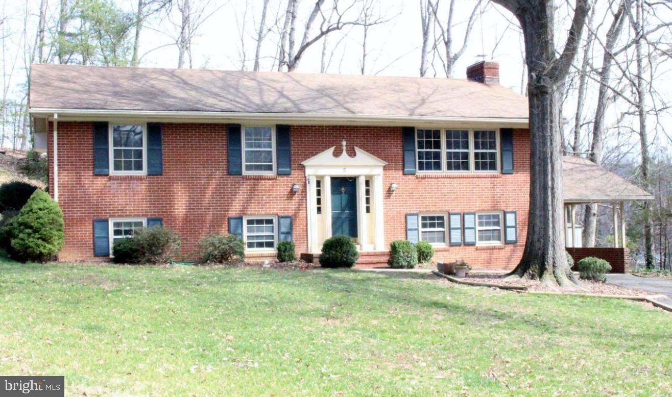 5 Warfield Pl Property Photo 51