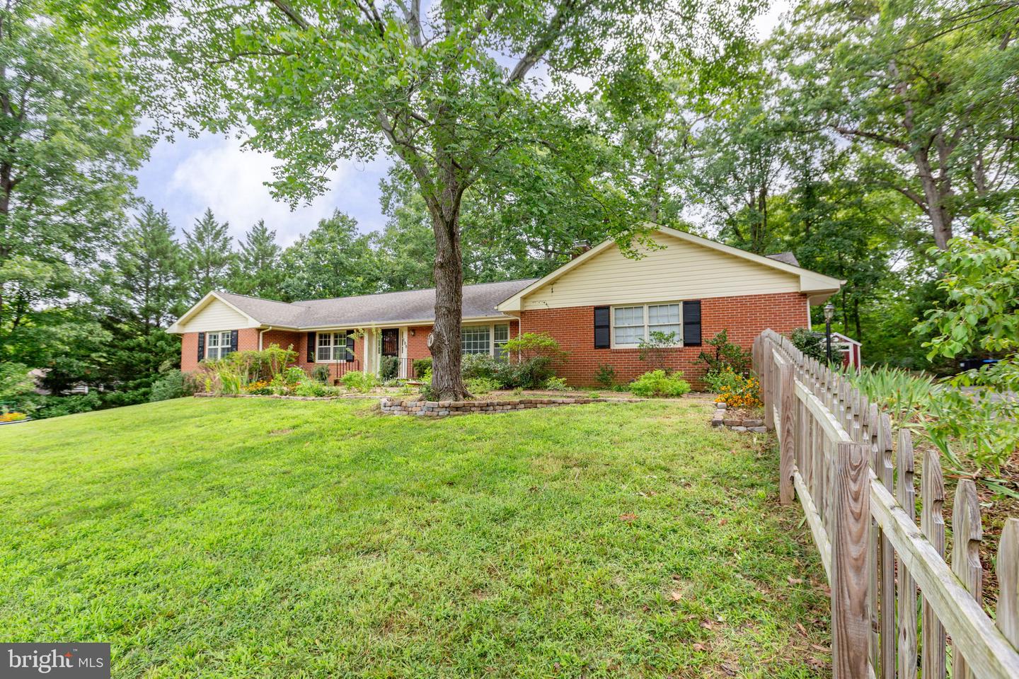 109 Woodland Rd Property Photo 56