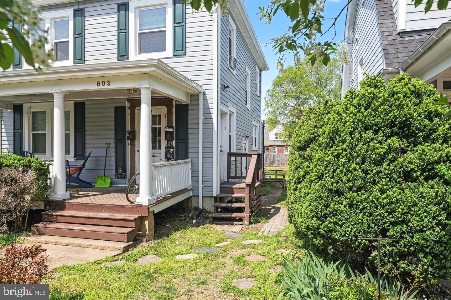 803 Wolfe St #a Property Photo 3